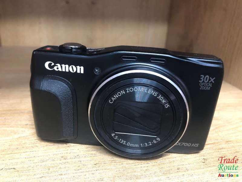 Canon PowerShot SX700 HS 16.1MP Digital Camera  FULL HD 30X OPTICAL ZOOM - WiFi