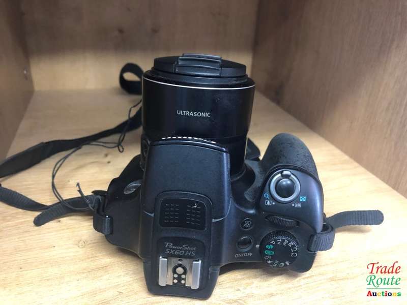 Canon Powershot SX60 HS 16.1MP Digital Camera 65x Optical Zoom Lens 3-inch LCD Tilt Screen (Black)