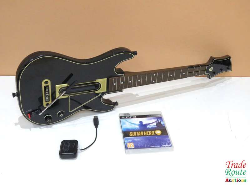 Guitar Hero Live (Software + Guitar) (PS3)