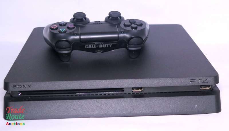 Sony PS4 PlayStation 4 SLIM console CUH-2216A - Jet Black  *** SONY PS4 ***