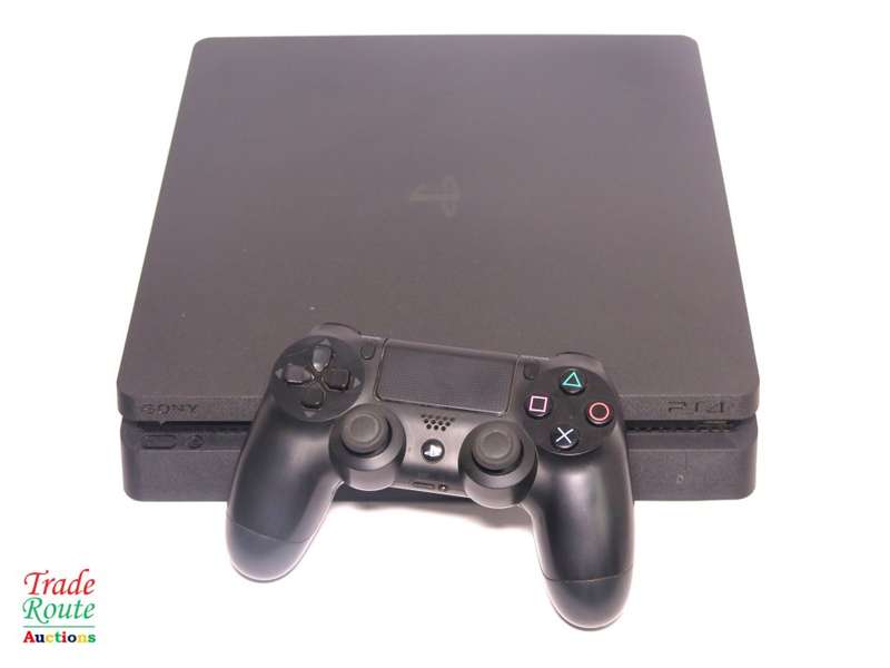 Sony PS4 PlayStation 4 SLIM console CUH-2216A - Jet Black  *** SONY PS4 ***