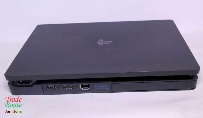 Sony PS4 PlayStation 4 SLIM console CUH-2216A - Jet Black  *** SONY PS4 ***
