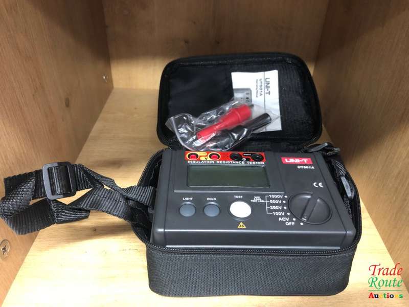 UNI-T UT501 Insulation Resistance Tester