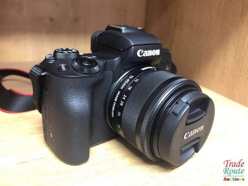 Canon EOS M50 Mirrorless Digital Camera with 15-45mm Lens