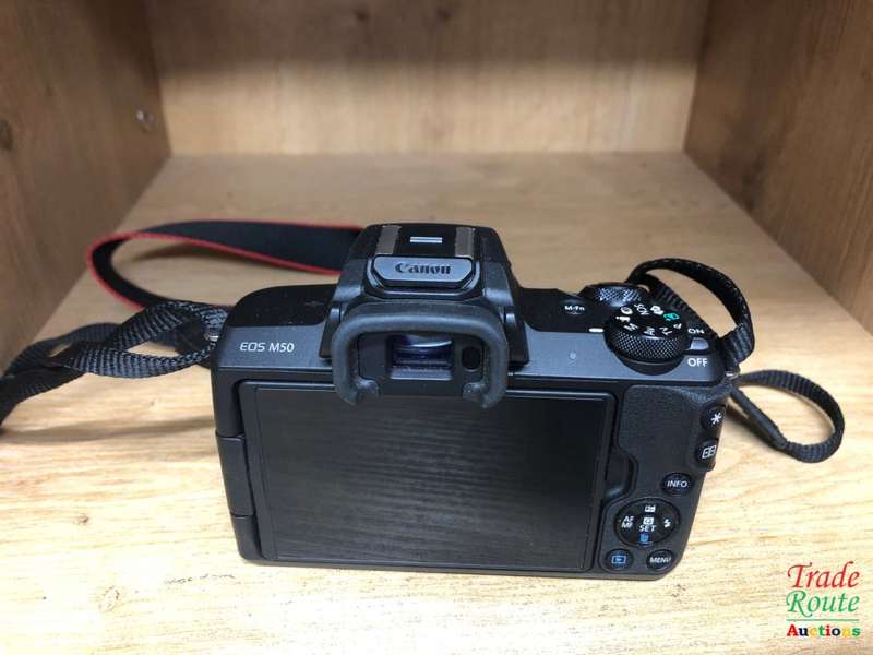Canon EOS M50 Mirrorless Digital Camera with 15-45mm Lens