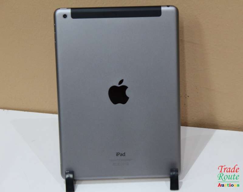 IPAD AIR | 32GB | WiFi + Cellular | MD792HC/A | SPACE GREY | APPLE  ***  RETINA DISPLAY  ***
