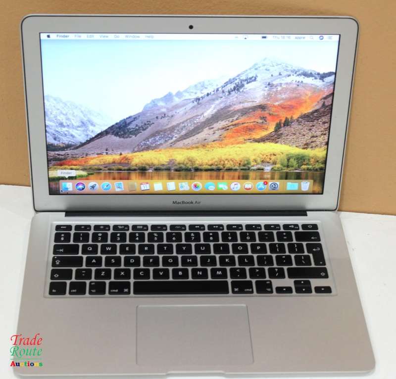 2017 MacBook Air 13.3-inch | Core i5 1.8GHz | 8GB RAM | 128GB SSD MACBOOK AIR 13 INCH - 67 CYCLES