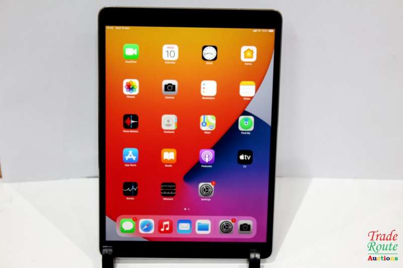 Apple iPad Pro 10.5 64GB Tablet Wi-Fi & 4G