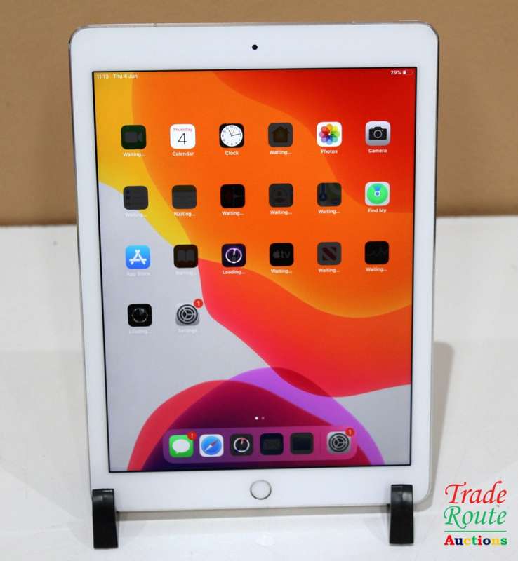 Apple iPad Pro 9.7` WiFi + Cellular 32GB - |MLPX2HC/A|