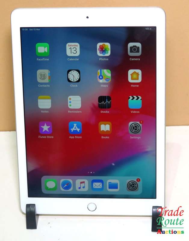 APPLE IPAD 9.7-inch 5th Gen | MP2G2HC/A | 32GB | WiFi | RETINA DISPLAY