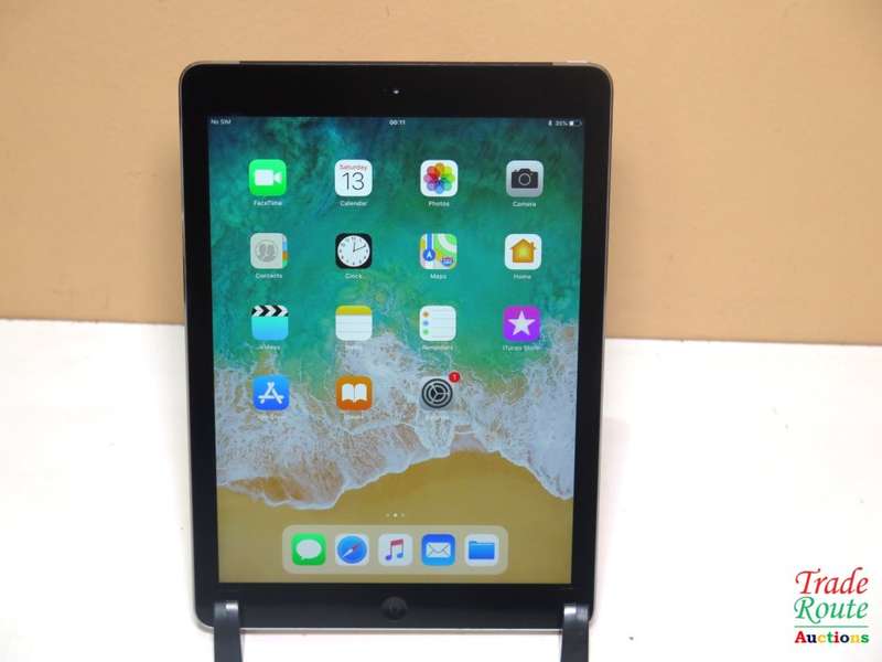 Apple iPad Air 9.7-inch | MD791HC/A| 16GB | WiFi + 4G CELLULAR | | A1475 | RETINA DISPLAY