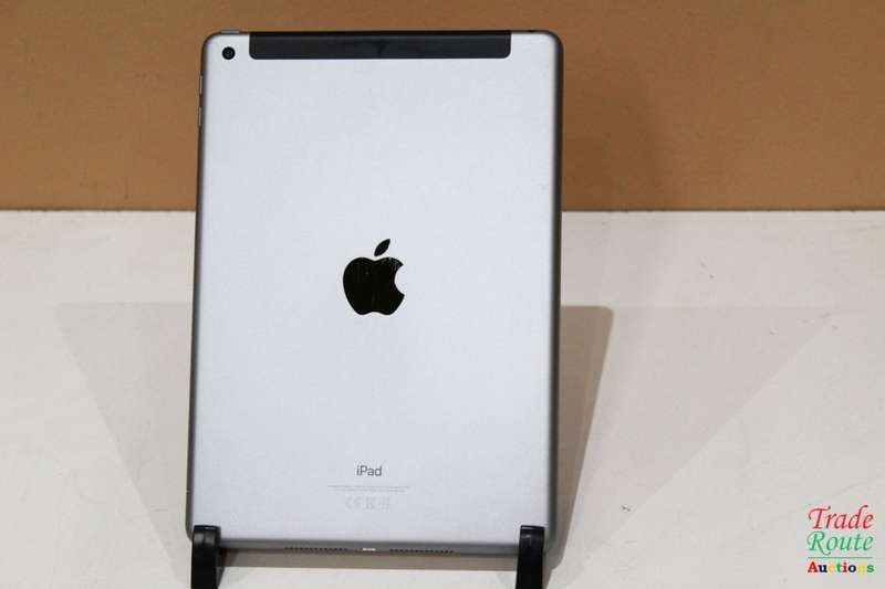Apple iPad 6th Gen 2018 | MR6N2HC/A | WiFi + Cellular | 32GB | Space Grey | A1954 | RETINA