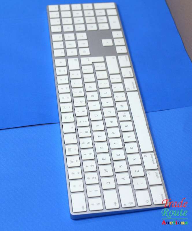 Apple A1843 Wireless Rechargeable Bluetooth Magic Keyboard With Numeric Keypad