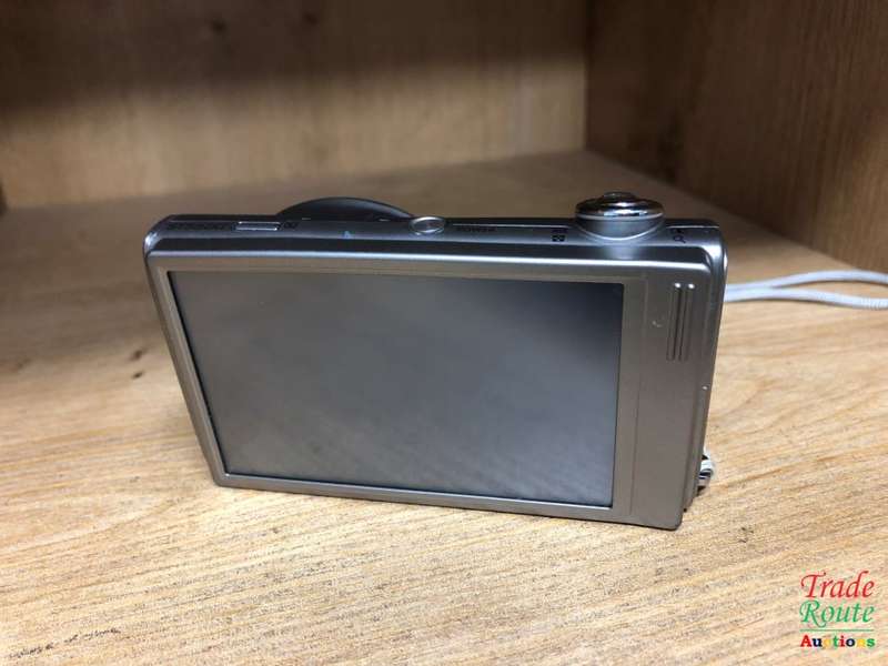 Samsung ST5500 Digital Camera -14MP II Dual image stabilization (OIS + DIS)II