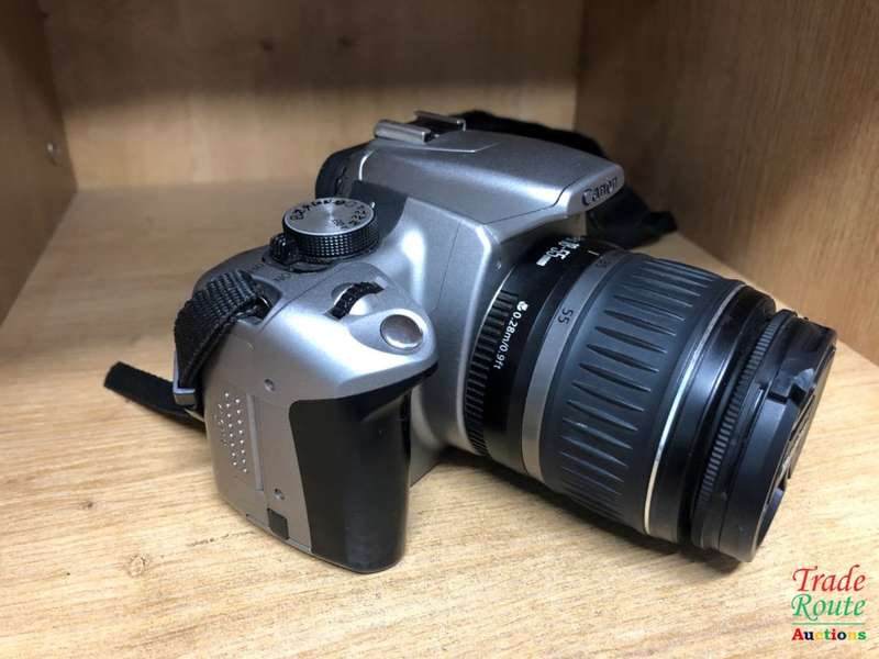 Canon EOS 350D Digital SLR camera (SILVER) WITH 18-55 mm ii LENS [ NO CHARGER ]