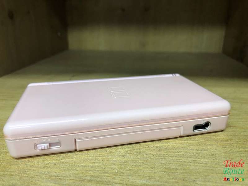 Nintendo DS Lite Handheld Console - PINK