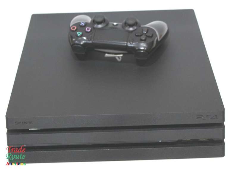 Sony Playstation 4 Console Pro 1TB [cuh7116b] PS4 PRO + 1 Wireless Controller