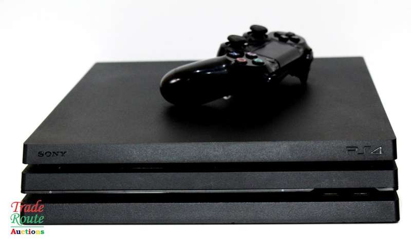 Sony Playstation 4 Console Pro 1TB [cuh7116b] PS4 PRO + 1 Wireless Controller