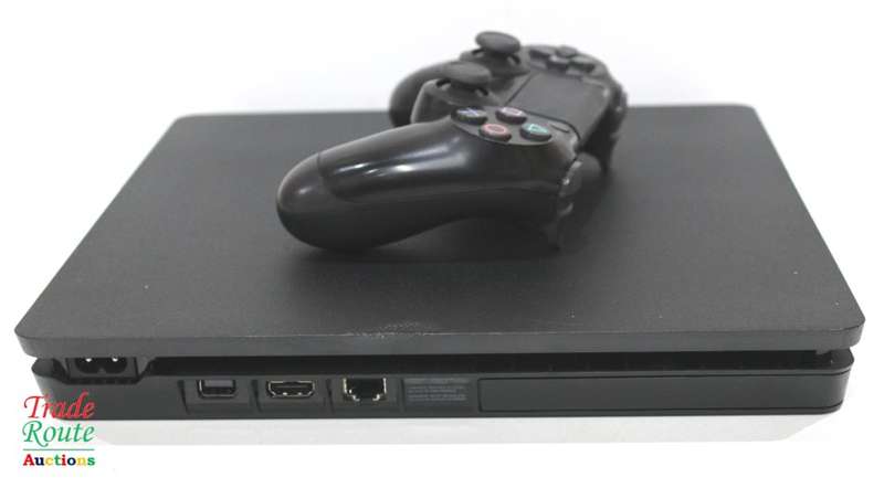 Sony PS4 PlayStation 4 SLIM console CUH-2216A - Jet Black  *** SONY PS4 ***