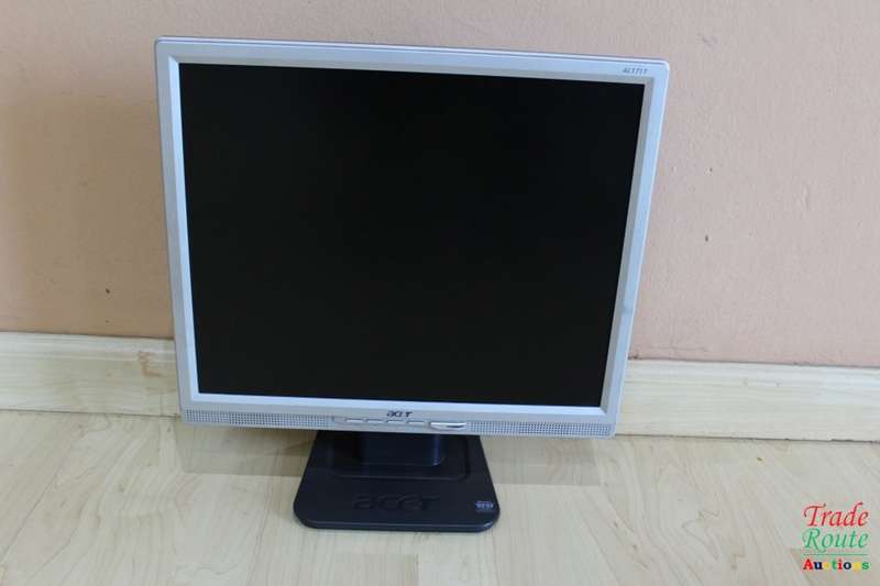 Acer AL1717 Fbd 17` LCD Computer Display with Dual DVI/VGA Input and Integrated Speakers
