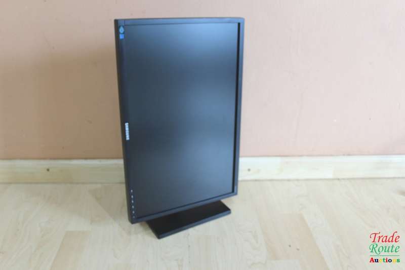 Samsung S22E450BW 22-Inch LED Monitor - Black [ SCRATCHES ON SCREEN ]