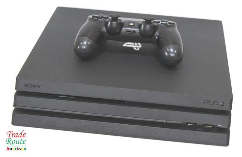 Sony Playstation 4 Console Pro 1TB [CUH-7216b] PS4 PRO + 1 Wireless Controller
