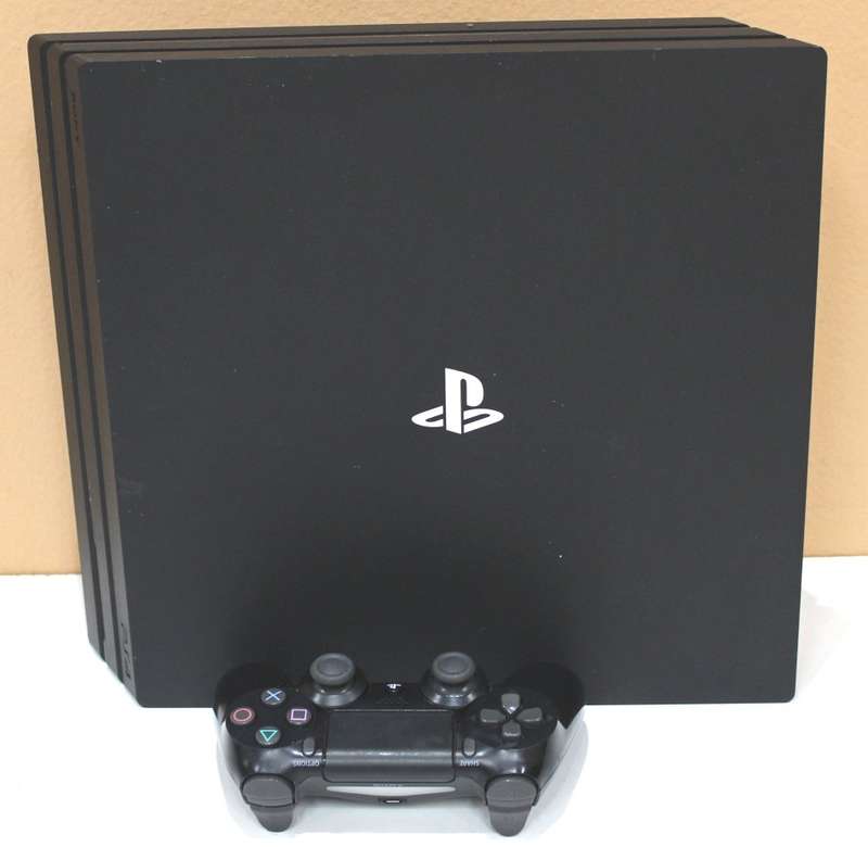 Sony Playstation 4 Console Pro 1TB [CUH-7016b] PS4 PRO + 1 Wireless Controller
