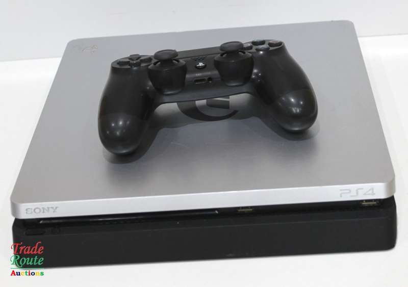 Sony PS4 PlayStation 4 SLIM console 1TB EDITION - CUH-2016B - GT SPECIAL EDITION  *** SONY PS4 ***