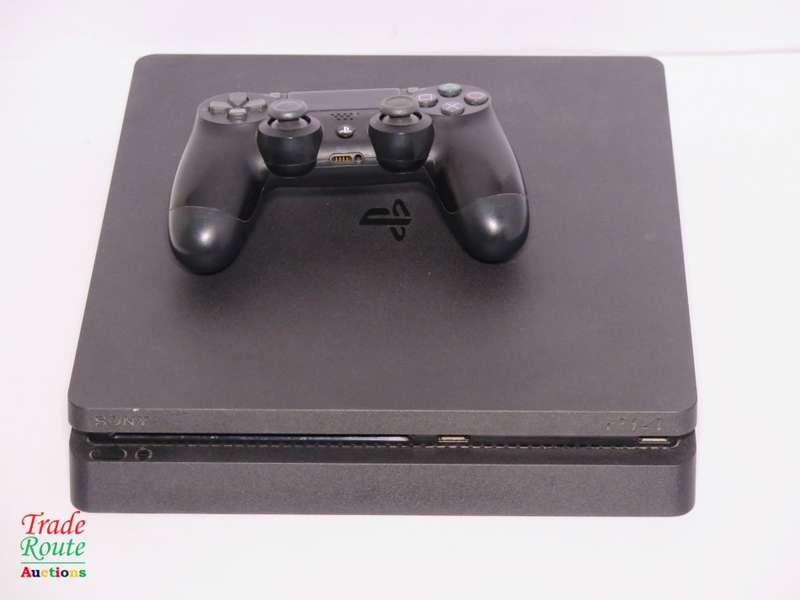 Sony PS4 PlayStation 4 SLIM console CUH-2216A - Jet Black  *** SONY PS4 ***