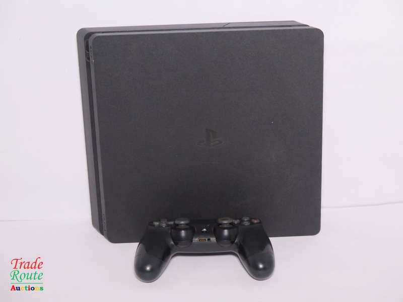 Sony PS4 PlayStation 4 SLIM console CUH-2216A - Jet Black  *** SONY PS4 ***