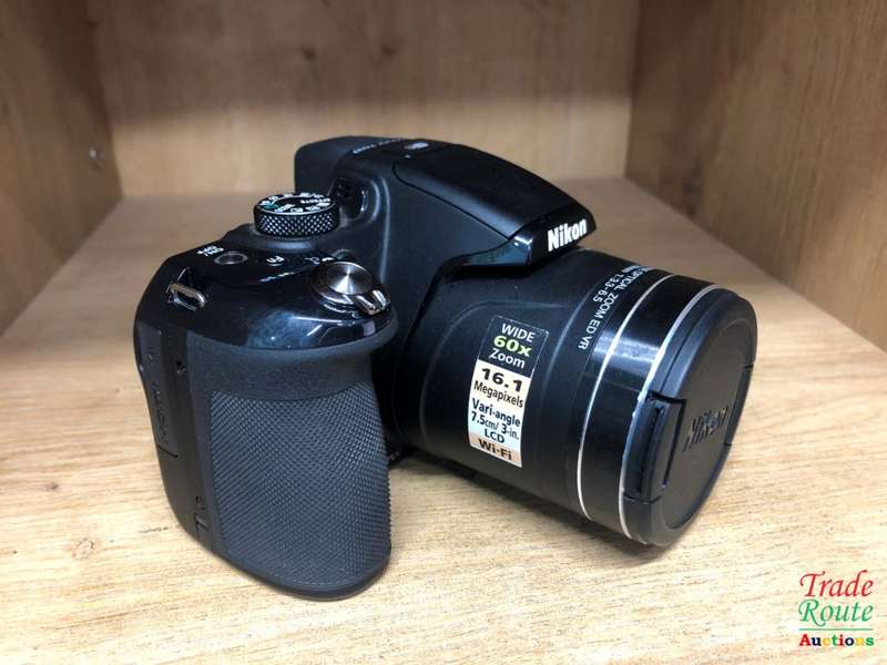 Nikon COOLPIX P600 Digital Camera (Black)