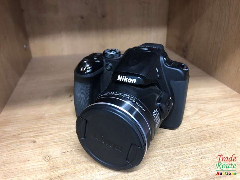 Nikon COOLPIX P600 Digital Camera (Black)