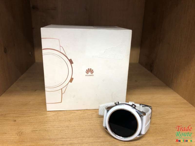 Huawei Watch GT (ELA-B19) Smart Watch 42mm BT Version, Water Proof, White Band Elegant Edition