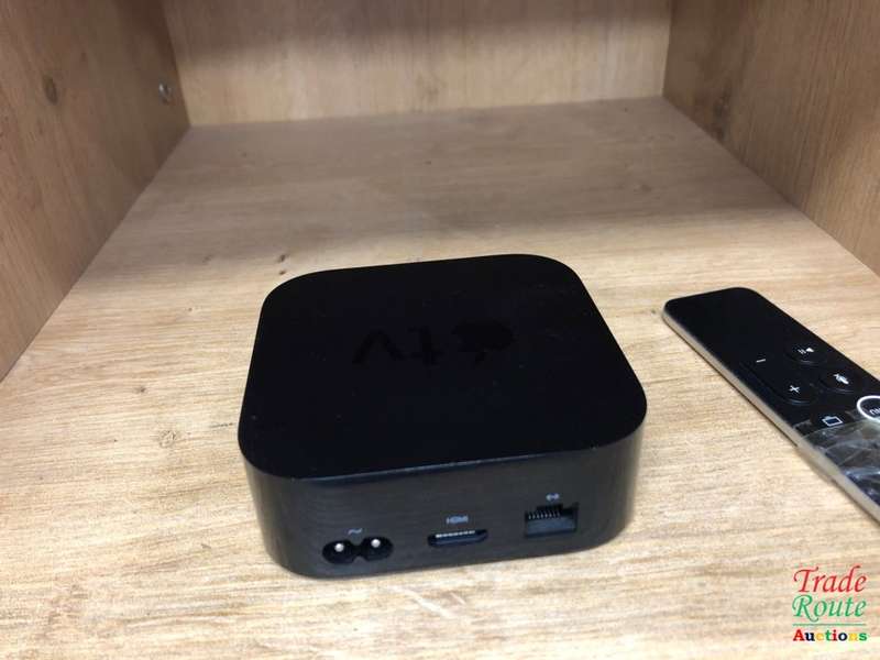 Apple TV 4K HDR 32GB |  A1842 | MQD22SO/A - DAMAGED REMOTE