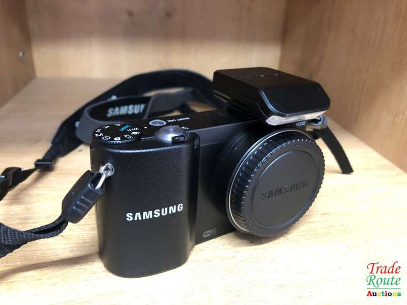 Samsung NX1100 20.3MP CMOS Smart | WiFi | FULL HD | Digital Camera BODY ONLY