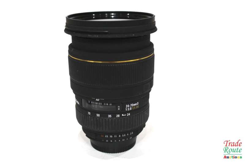 for Spares or Repair - Sigma Zoom 24-70mm 1: 2.8 EX DG MACRO Lens (NIKON MOUNT)