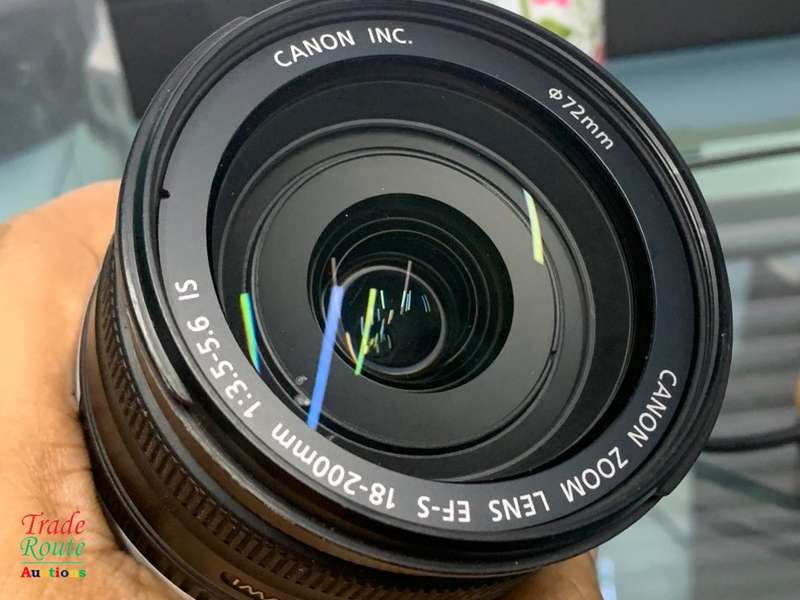 Canon EF-S 18-200mm f/3.5-5.6 IS EF-s - IMAGE STABILIZER LENS for CANON DSLR Cameras