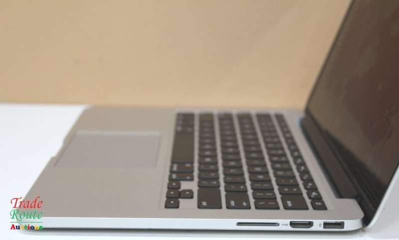 MacBook Pro 13.3-inch ** RETINA ** Core i5 2.7GHz | 8GB RAM | 128GB SSD * BIG SUR