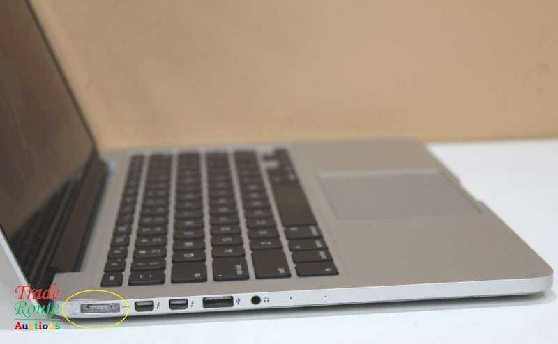 MacBook Pro 13.3-inch ** RETINA ** Core i5 2.7GHz | 8GB RAM | 128GB SSD * BIG SUR