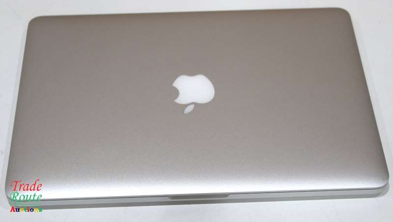 MacBook Pro 13.3-inch ** RETINA ** Core i5 2.7GHz | 8GB RAM | 128GB SSD * BIG SUR