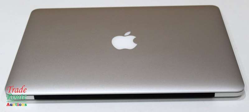 MacBook Pro 13.3-inch ** RETINA ** Core i5 2.7GHz | 8GB RAM | 128GB SSD * BIG SUR