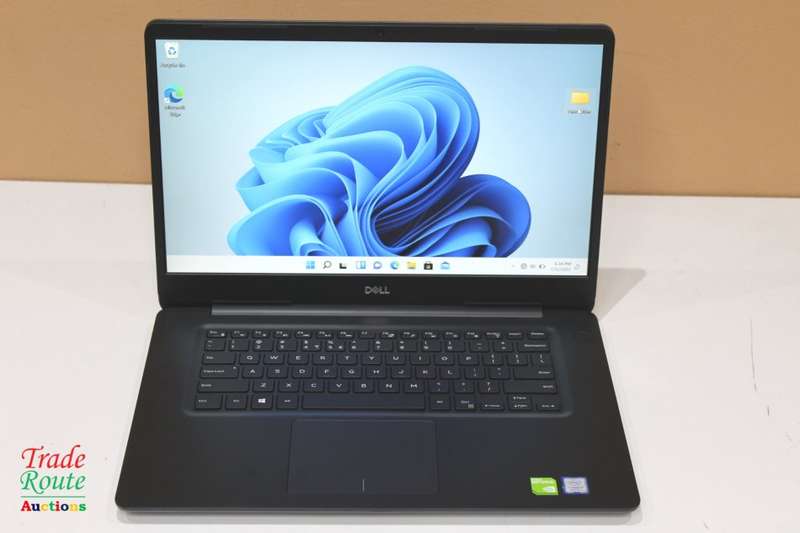 Dell Vostro 5581 15.6" FHD LAPTOP Intel Core i7 8565U 8th Gen 1.8GHz | 16GB RAM | 1TB HDD + 256 SSD