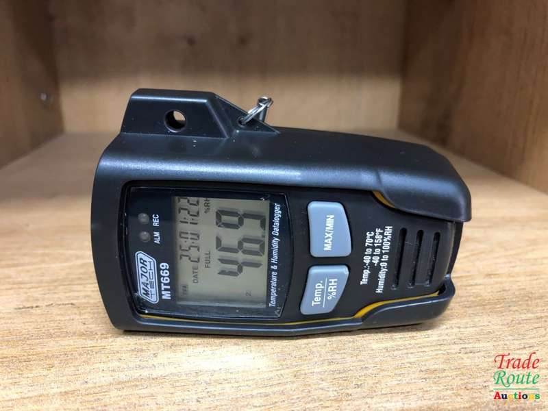 Major Tech - MT669 Temperature and Humidity Data Logger