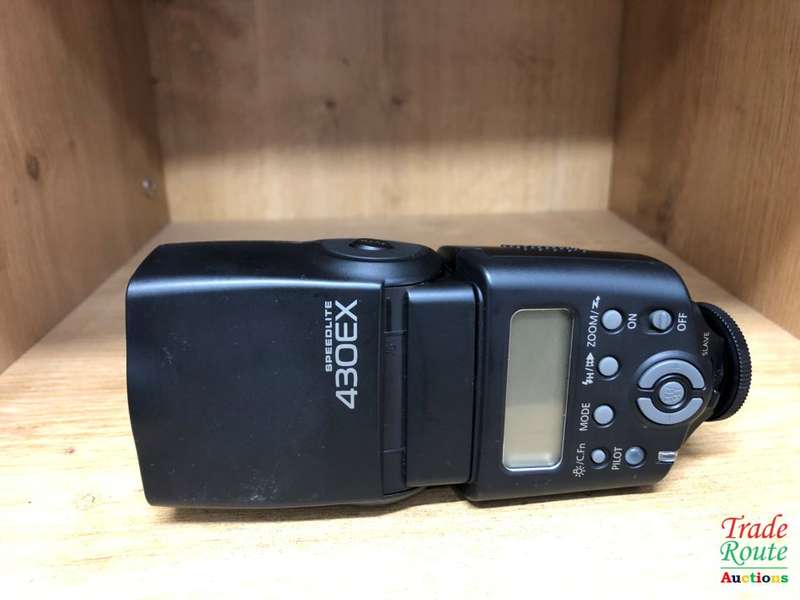 Canon Speedlite 430EX Flash for Canon EOS DIGITAL SLR Cameras *** BARGAIN ** Fits all CANON DSLRs