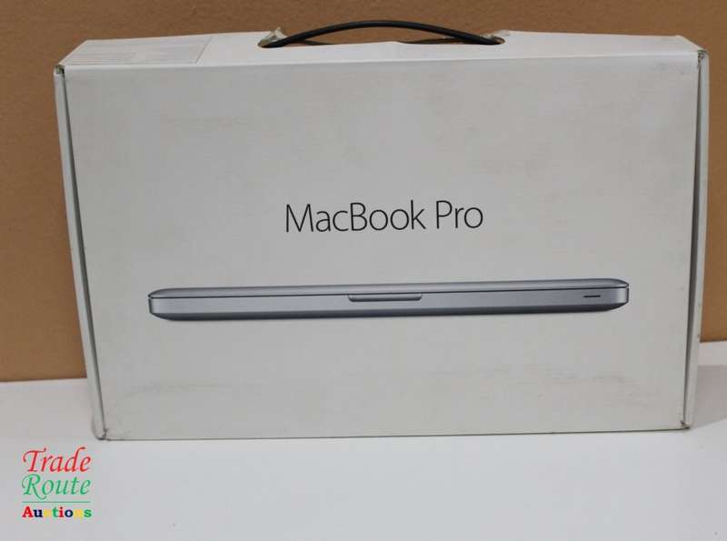 MacBook Pro 13.3-inch | Core i5 2.5GHz - BOXED