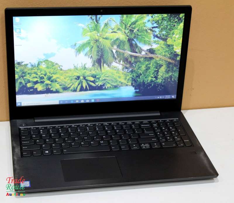 LENOVO V330-15IKB 81AX  | 15.6 inch | CORE i5 7200U 7th GEN 2.5GHZ | 8GB RAM | 256GB SSD