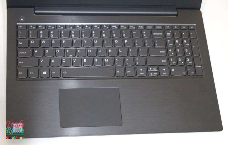 LENOVO V330-15IKB 81AX  | 15.6 inch | CORE i5 7200U 7th GEN 2.5GHZ | 8GB RAM | 256GB SSD