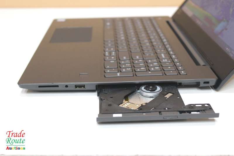 LENOVO V330-15IKB 81AX  | 15.6 inch | CORE i5 7200U 7th GEN 2.5GHZ | 8GB RAM | 256GB SSD