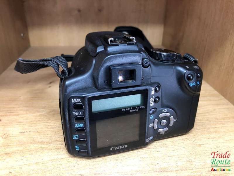 Canon EOS 350D Digital SLR camera (BLACK) WITH 18-55 mm EFS LENS