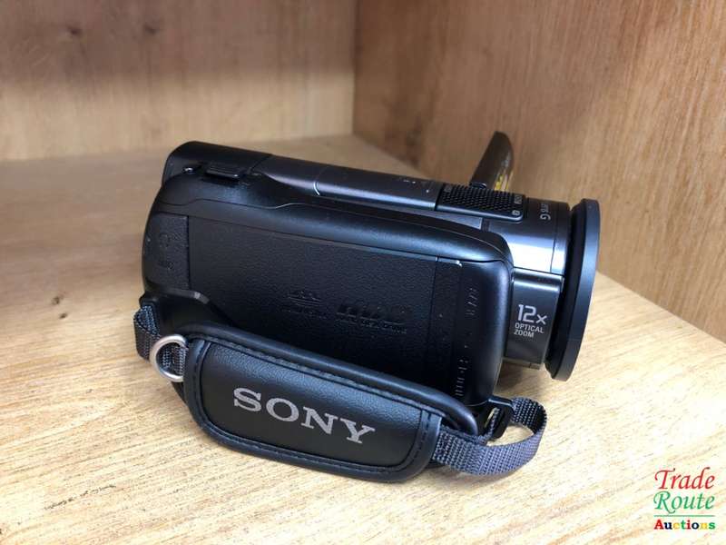 Sony HDR-XR520 240GB HDD High Definition Camcorder w/12x Optical Zoom
